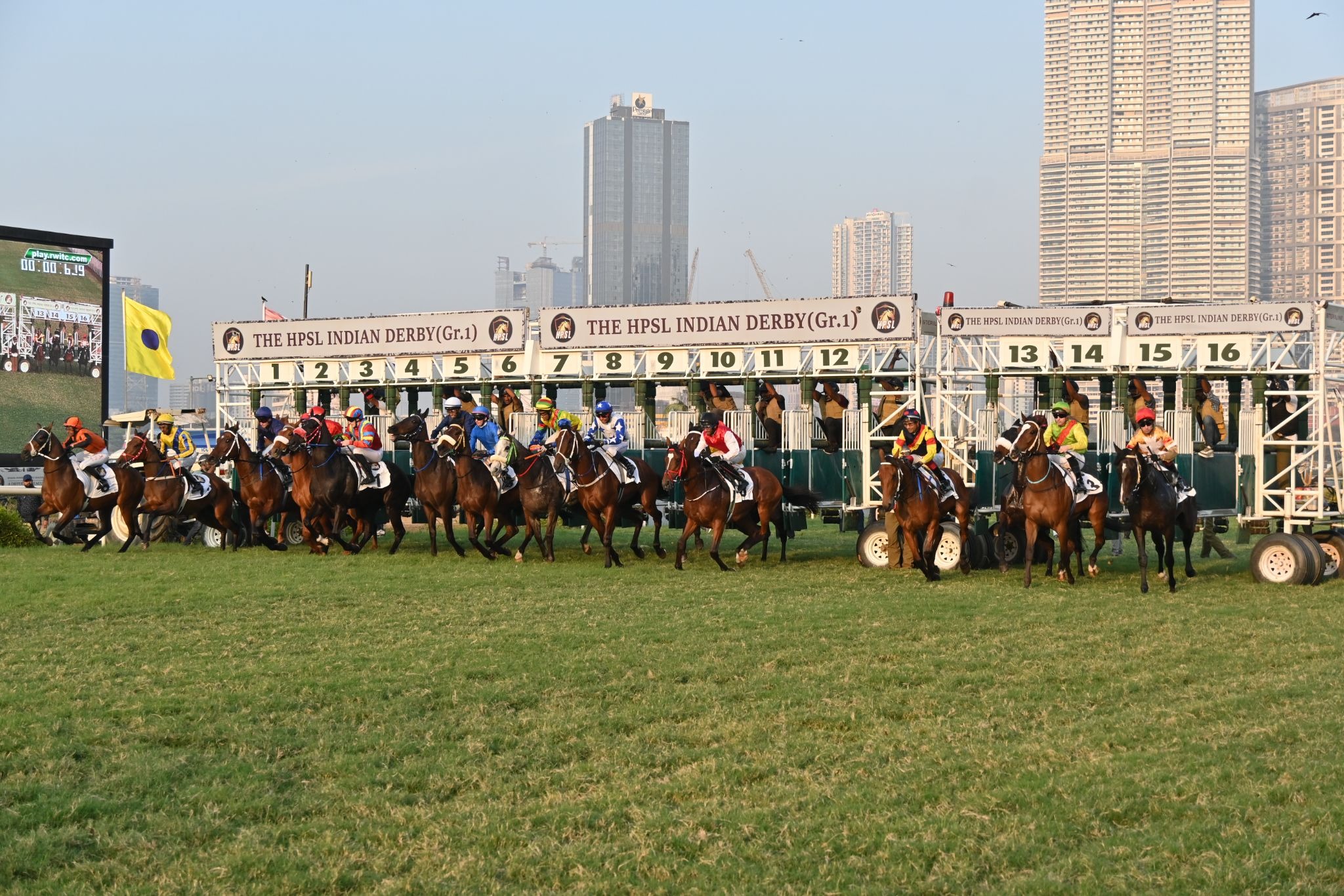 Where Racing Thrills Meet Craft Indulgence: Bombay Brewout at the Derby