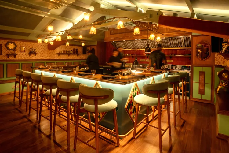 The Restaurant Above a Sandwich Shop That Became the Most Important Table in India